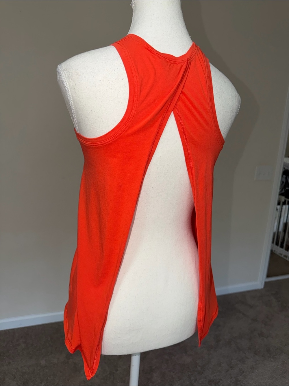 Lululemon All Tied Up Tank Top - Picture 4 of 6